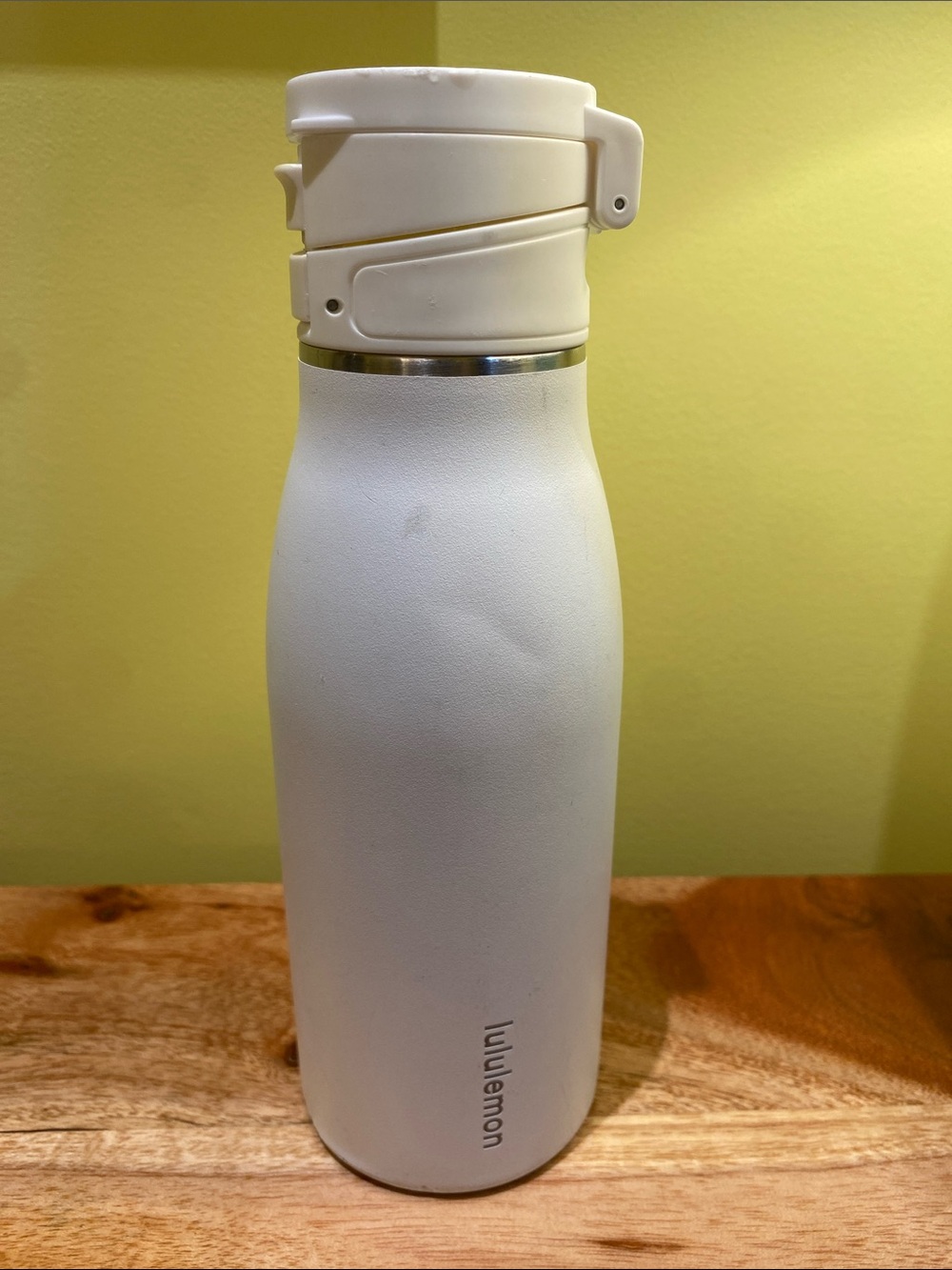 Lululemon White Water Bottle Flip Top